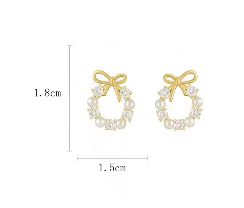 Round Bow Knot, Pearl Stud Earrings. Rhinestone Imitation