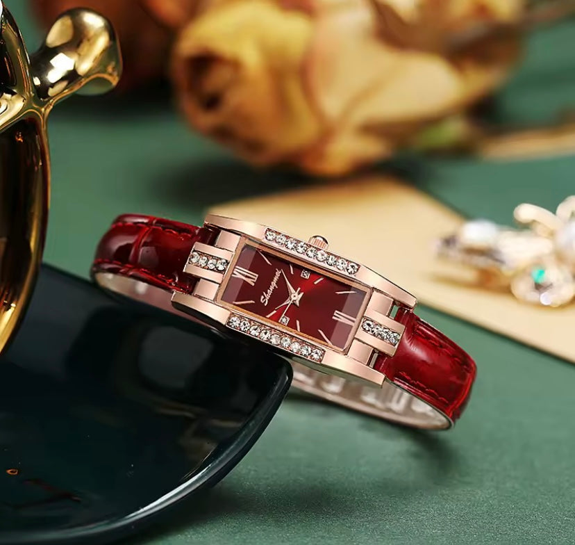 Women’s Luxury Red Quartz Leather Watch