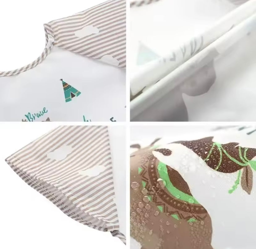 Cute Lion Baby Bib With Wide Shoulder Coverage  - 0-3 Years